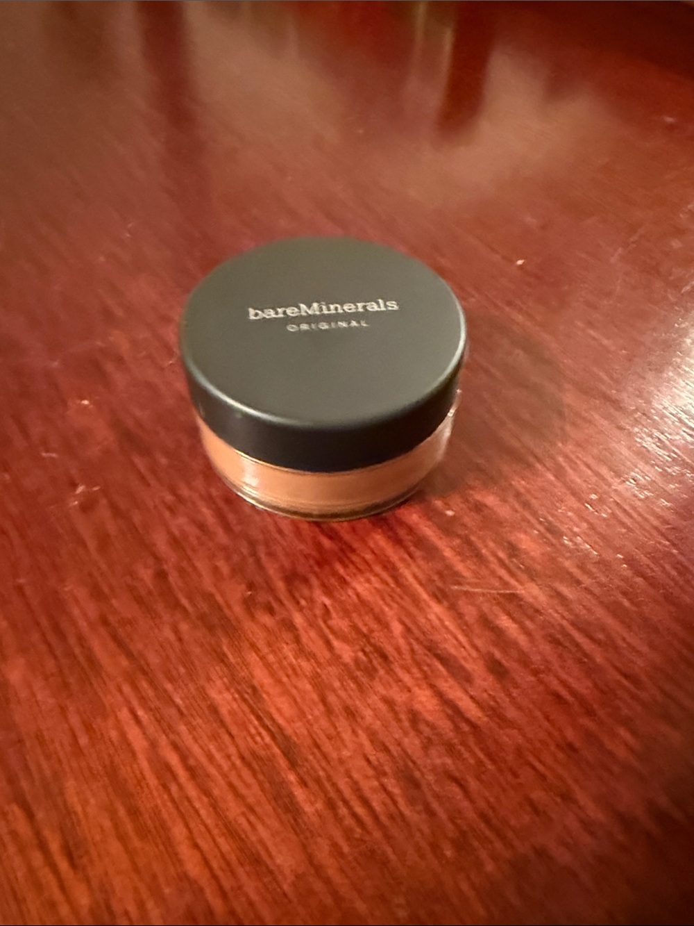 bareMinerals Powder Foundation - Medium Dark